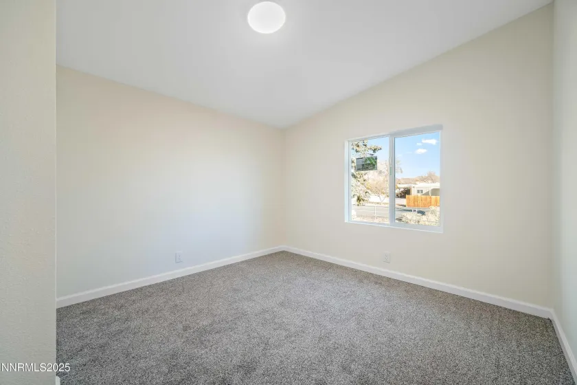 4688 Leonesio, Sun Valley, Nevada 89433, 3 Bedrooms Bedrooms, ,2 BathroomsBathrooms,Residential,Residential,Leonesio,250058856