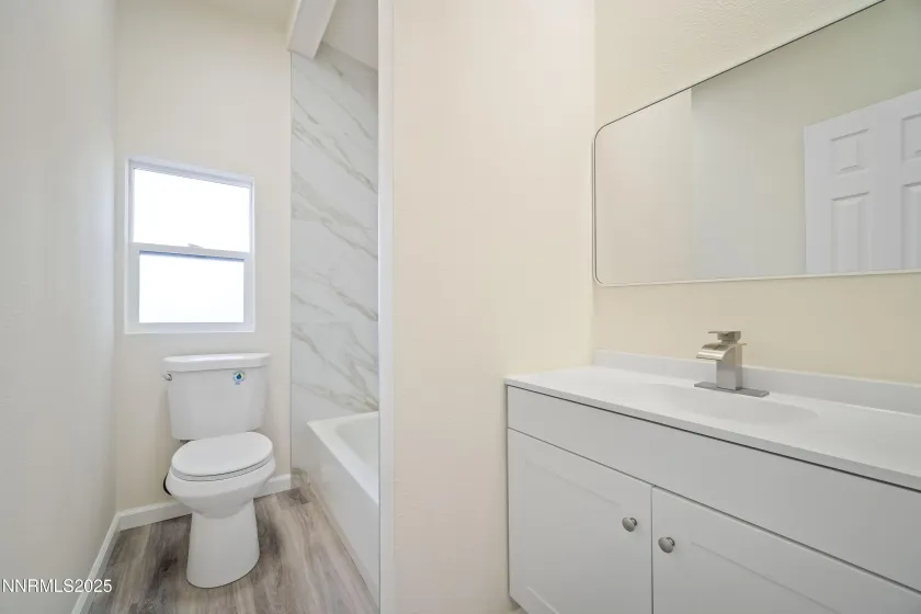 4688 Leonesio, Sun Valley, Nevada 89433, 3 Bedrooms Bedrooms, ,2 BathroomsBathrooms,Residential,Residential,Leonesio,250058856