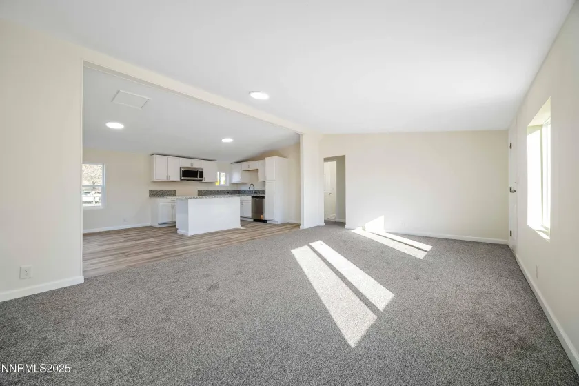 4688 Leonesio, Sun Valley, Nevada 89433, 3 Bedrooms Bedrooms, ,2 BathroomsBathrooms,Residential,Residential,Leonesio,250058856