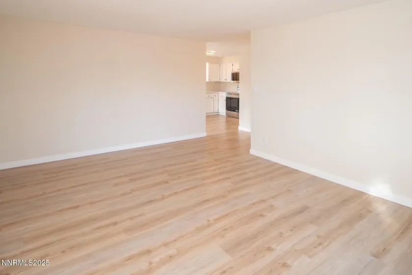 Bathroom 1 (off Main Bed)