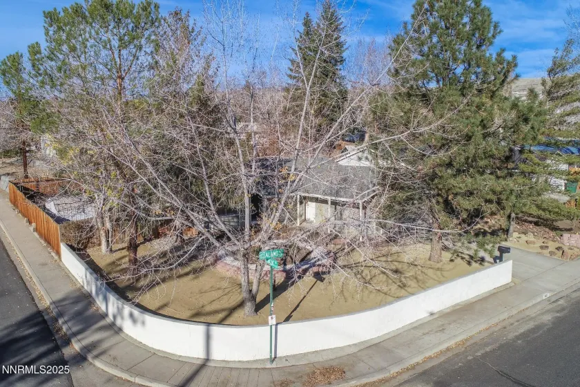 1605 Alamo, Reno, Nevada 89503, 3 Bedrooms Bedrooms, ,2 BathroomsBathrooms,Residential,Residential,Alamo,250058854