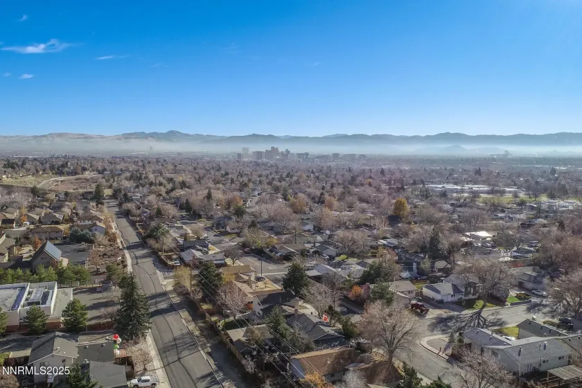 1605 Alamo, Reno, Nevada 89503, 3 Bedrooms Bedrooms, ,2 BathroomsBathrooms,Residential,Residential,Alamo,250058854