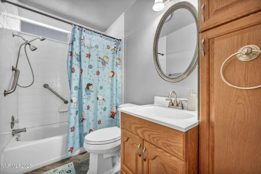 914 Glen Martin, Sparks, Nevada 89434, 4 Bedrooms Bedrooms, ,2 BathroomsBathrooms,Residential,Residential,Glen Martin,250058855