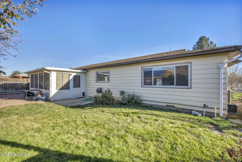 914 Glen Martin, Sparks, Nevada 89434, 4 Bedrooms Bedrooms, ,2 BathroomsBathrooms,Residential,Residential,Glen Martin,250058855