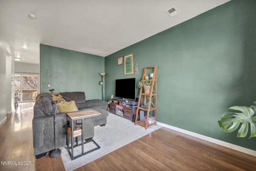 4592 Kathleen Denise, Reno, Nevada 89503, 2 Bedrooms Bedrooms, ,3 BathroomsBathrooms,Residential,Residential,Kathleen Denise,250058857