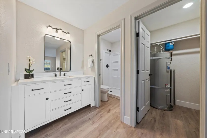 2520 Tripp, Reno, Nevada 89512, 2 Bedrooms Bedrooms, ,2 BathroomsBathrooms,Residential,Residential,Tripp,250057691