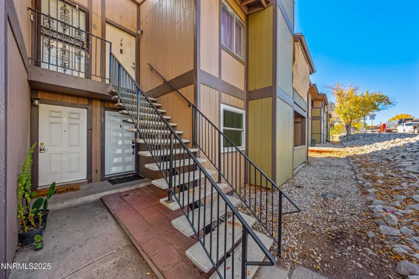 2520 Tripp, Reno, Nevada 89512, 2 Bedrooms Bedrooms, ,2 BathroomsBathrooms,Residential,Residential,Tripp,250057691