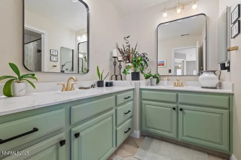 2968 Fox Trail, Reno, Nevada 89523, 4 Bedrooms Bedrooms, ,3 BathroomsBathrooms,Residential,Residential,Fox Trail,250058871