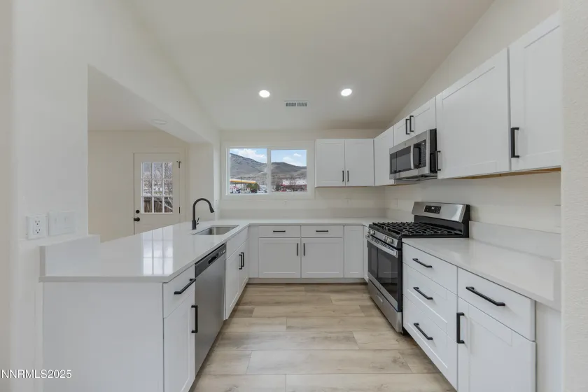 8561 Malibu, Reno, Nevada 89506, 3 Bedrooms Bedrooms, ,2 BathroomsBathrooms,Residential,Residential,Malibu,250058873