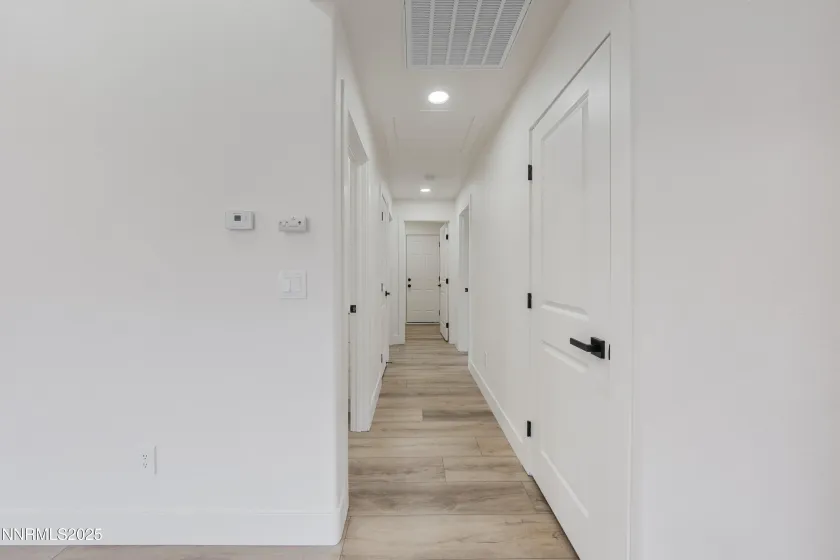 8561 Malibu, Reno, Nevada 89506, 3 Bedrooms Bedrooms, ,2 BathroomsBathrooms,Residential,Residential,Malibu,250058873