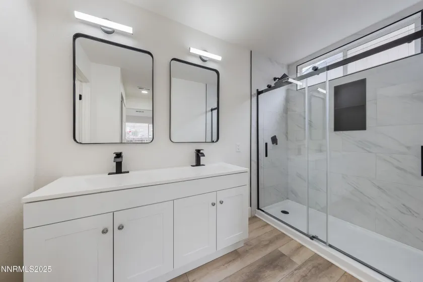 8561 Malibu, Reno, Nevada 89506, 3 Bedrooms Bedrooms, ,2 BathroomsBathrooms,Residential,Residential,Malibu,250058873