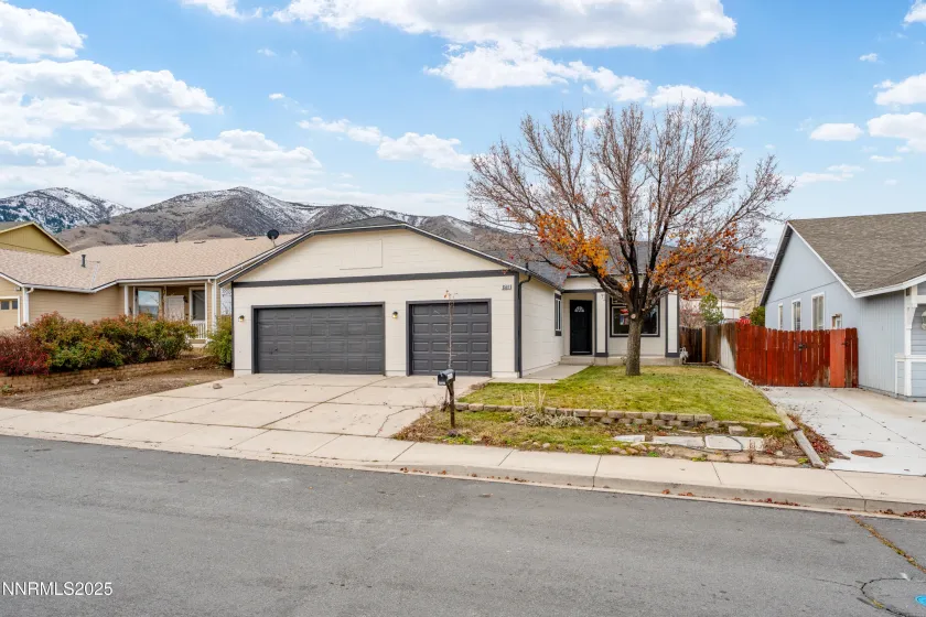 8561 Malibu, Reno, Nevada 89506, 3 Bedrooms Bedrooms, ,2 BathroomsBathrooms,Residential,Residential,Malibu,250058873