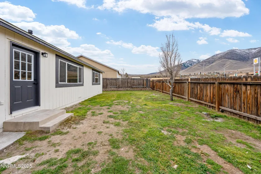 8561 Malibu, Reno, Nevada 89506, 3 Bedrooms Bedrooms, ,2 BathroomsBathrooms,Residential,Residential,Malibu,250058873