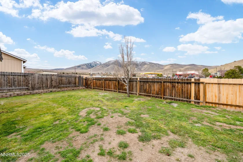 8561 Malibu, Reno, Nevada 89506, 3 Bedrooms Bedrooms, ,2 BathroomsBathrooms,Residential,Residential,Malibu,250058873