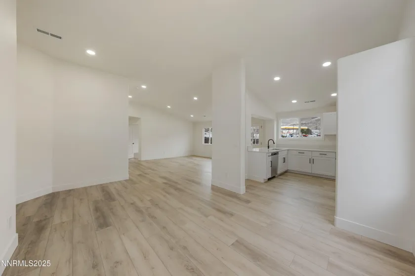 8561 Malibu, Reno, Nevada 89506, 3 Bedrooms Bedrooms, ,2 BathroomsBathrooms,Residential,Residential,Malibu,250058873