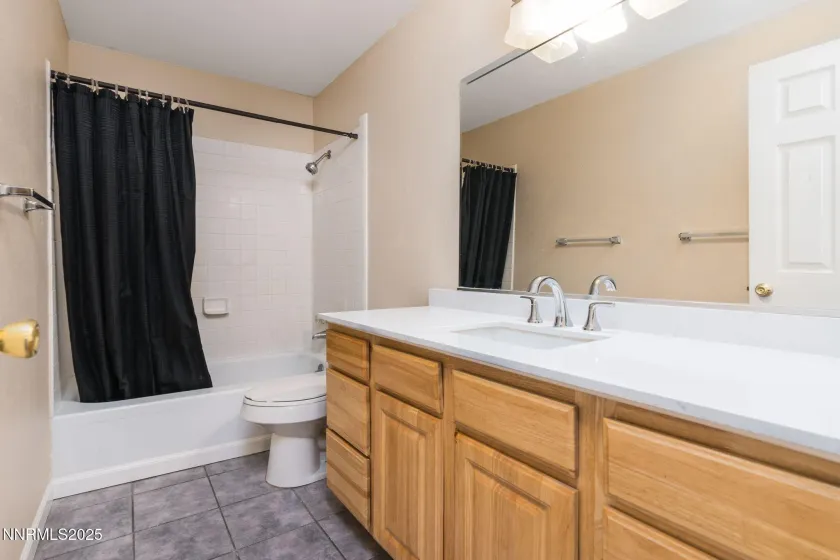 1701 London, Sparks, Nevada 89431, 2 Bedrooms Bedrooms, ,2 BathroomsBathrooms,Residential,Residential,London,250058878