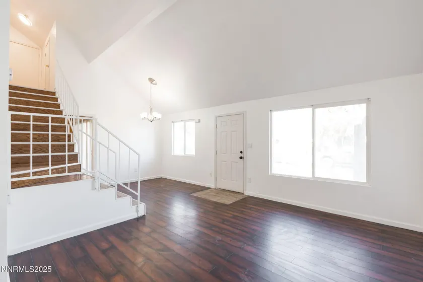 1701 London, Sparks, Nevada 89431, 2 Bedrooms Bedrooms, ,2 BathroomsBathrooms,Residential,Residential,London,250058878