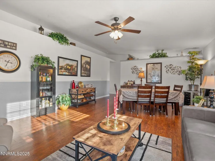 17634 Georgetown, Reno, Nevada 89508, 3 Bedrooms Bedrooms, ,2 BathroomsBathrooms,Residential,Residential,Georgetown,250058879