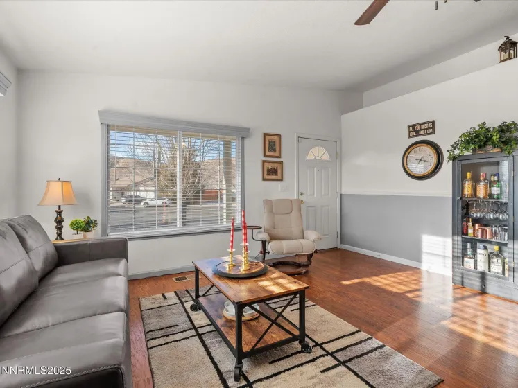 17634 Georgetown, Reno, Nevada 89508, 3 Bedrooms Bedrooms, ,2 BathroomsBathrooms,Residential,Residential,Georgetown,250058879