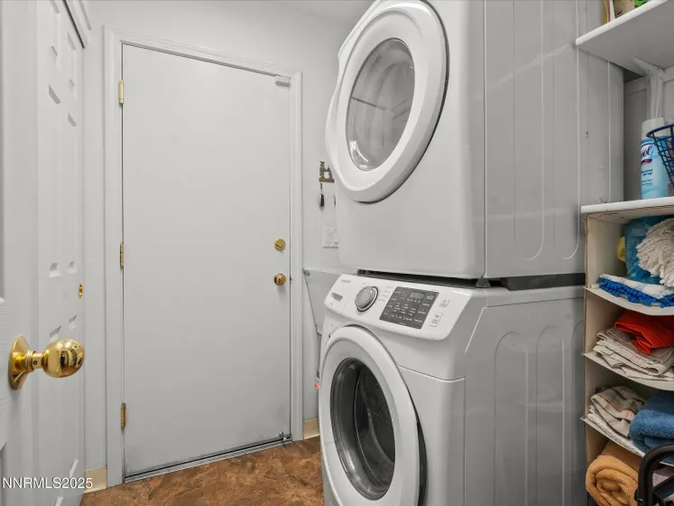 17634 Georgetown, Reno, Nevada 89508, 3 Bedrooms Bedrooms, ,2 BathroomsBathrooms,Residential,Residential,Georgetown,250058879