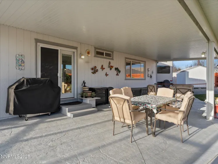 17634 Georgetown, Reno, Nevada 89508, 3 Bedrooms Bedrooms, ,2 BathroomsBathrooms,Residential,Residential,Georgetown,250058879