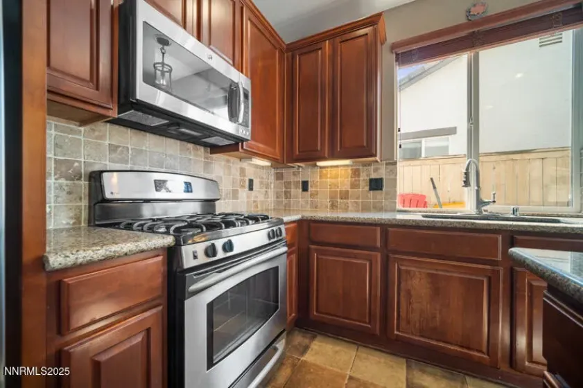 10735 Copper Lake, Reno, Nevada 89521, 4 Bedrooms Bedrooms, ,3 BathroomsBathrooms,Residential,Residential,Copper Lake,250056864