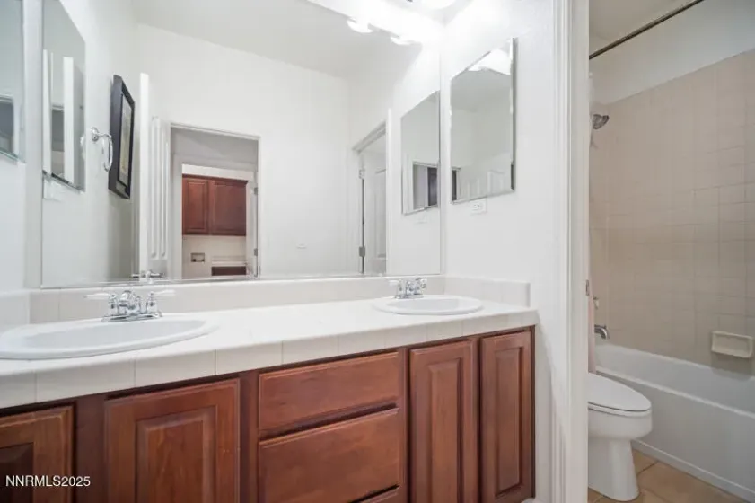 10735 Copper Lake, Reno, Nevada 89521, 4 Bedrooms Bedrooms, ,3 BathroomsBathrooms,Residential,Residential,Copper Lake,250056864