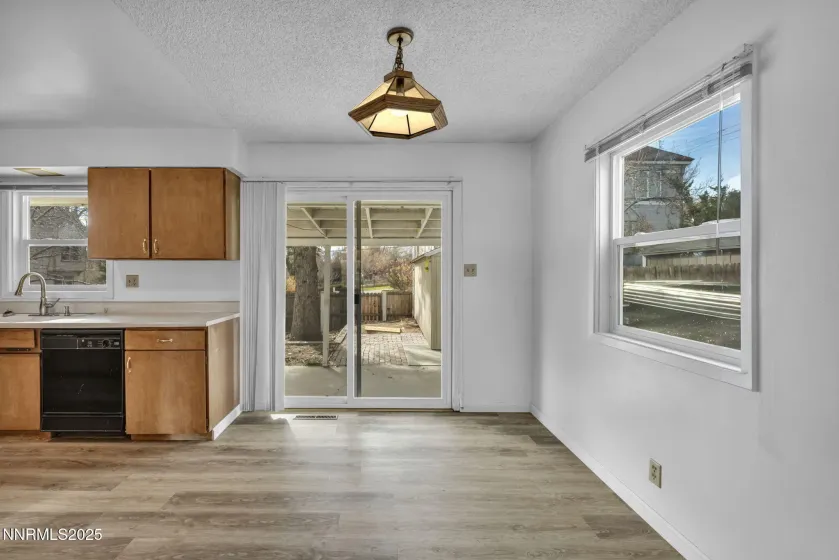 513 Fourth, Carson City, Nevada 89703, 3 Bedrooms Bedrooms, ,2 BathroomsBathrooms,Residential,Residential,Fourth,250058883