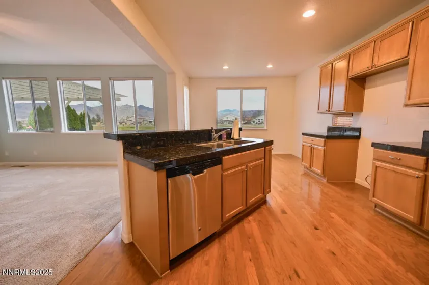 812 Ballybunion, Dayton, Nevada 89403, 4 Bedrooms Bedrooms, ,3 BathroomsBathrooms,Residential,Residential,Ballybunion,250058884