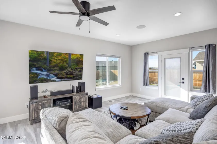 751 Colorado, Fallon, Nevada 89406, 3 Bedrooms Bedrooms, ,2 BathroomsBathrooms,Residential,Residential,Colorado,250058885