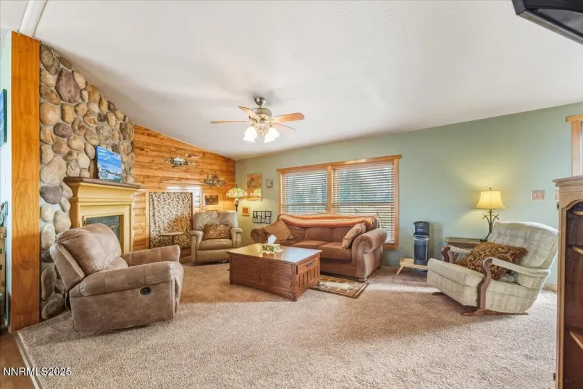 6145 Empey, Stagecoach, Nevada 89429, 3 Bedrooms Bedrooms, ,2 BathroomsBathrooms,Residential,Residential,Empey,250058904