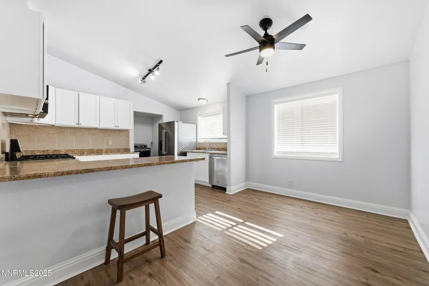 2650 Daffodil, Reno, Nevada 89512, 3 Bedrooms Bedrooms, ,2 BathroomsBathrooms,Residential,Residential,Daffodil,250058906