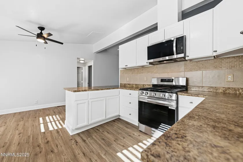 2650 Daffodil, Reno, Nevada 89512, 3 Bedrooms Bedrooms, ,2 BathroomsBathrooms,Residential,Residential,Daffodil,250058906