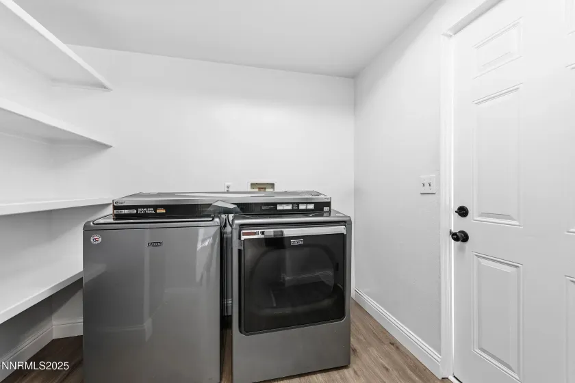 2650 Daffodil, Reno, Nevada 89512, 3 Bedrooms Bedrooms, ,2 BathroomsBathrooms,Residential,Residential,Daffodil,250058906