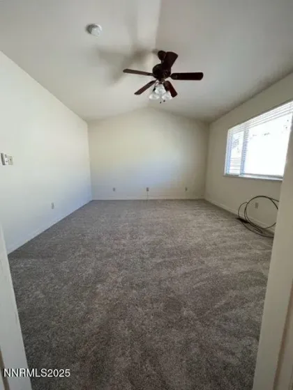 3951 Aspendale, Reno, Nevada 89503, 4 Bedrooms Bedrooms, ,3 BathroomsBathrooms,Residential Lease,Manufactured,Aspendale,250058911