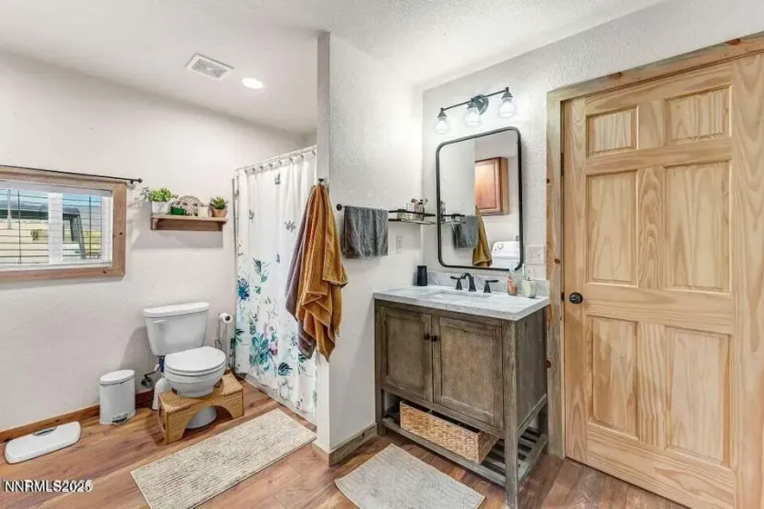 2505 Baines, Winnemucca, Nevada 89445, 5 Bedrooms Bedrooms, ,3 BathroomsBathrooms,Farm & Ranch,Residential,Baines,250058913