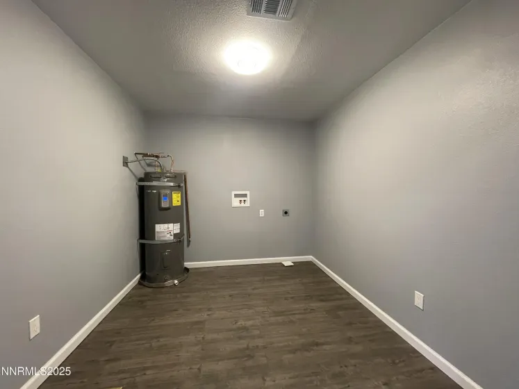 370 Connelly St, Hawthorne, Nevada 89415, 4 Bedrooms Bedrooms, ,2 BathroomsBathrooms,Residential,Residential,Connelly St,250058912