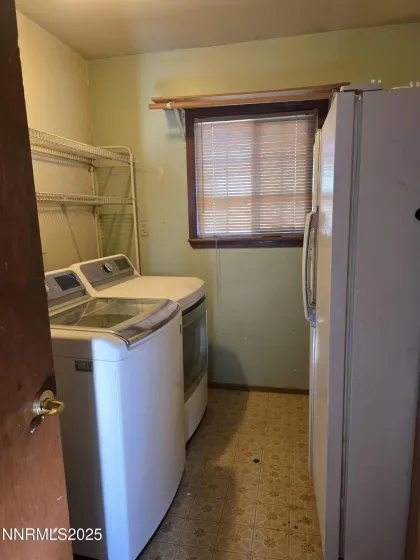 455 Connely, Hawthorne, Nevada 89415, 4 Bedrooms Bedrooms, ,2 BathroomsBathrooms,Residential,Residential,Connely,250058915