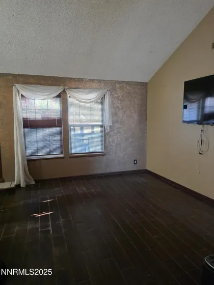 455 Connely, Hawthorne, Nevada 89415, 4 Bedrooms Bedrooms, ,2 BathroomsBathrooms,Residential,Residential,Connely,250058915