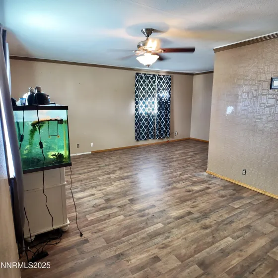 455 Connely, Hawthorne, Nevada 89415, 4 Bedrooms Bedrooms, ,2 BathroomsBathrooms,Residential,Residential,Connely,250058915