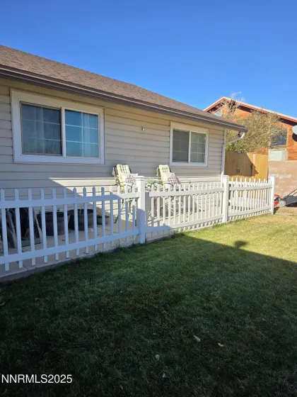 455 Connely, Hawthorne, Nevada 89415, 4 Bedrooms Bedrooms, ,2 BathroomsBathrooms,Residential,Residential,Connely,250058915