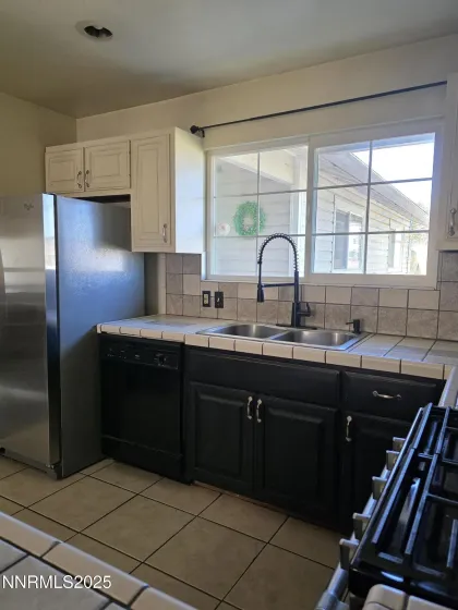 455 Connely, Hawthorne, Nevada 89415, 4 Bedrooms Bedrooms, ,2 BathroomsBathrooms,Residential,Residential,Connely,250058915