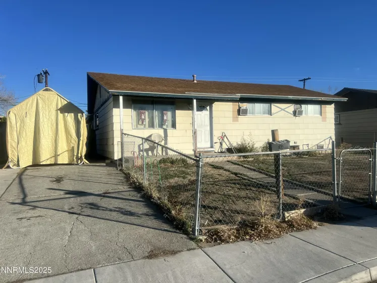 1524 Prospect, Sparks, Nevada 89431, 3 Bedrooms Bedrooms, ,2 BathroomsBathrooms,Residential,Residential,Prospect,250058914