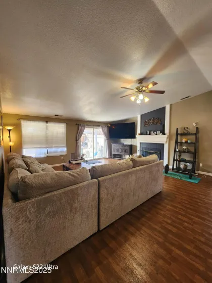 334 Monte Cristo, Dayton, Nevada 89403, 3 Bedrooms Bedrooms, ,2 BathroomsBathrooms,Residential,Residential,Monte Cristo,250058916