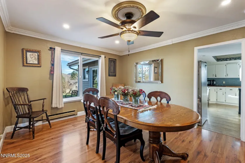 5595 Goldenrod, Reno, Nevada 89511, 5 Bedrooms Bedrooms, ,3 BathroomsBathrooms,Residential,Residential,Goldenrod,250058921