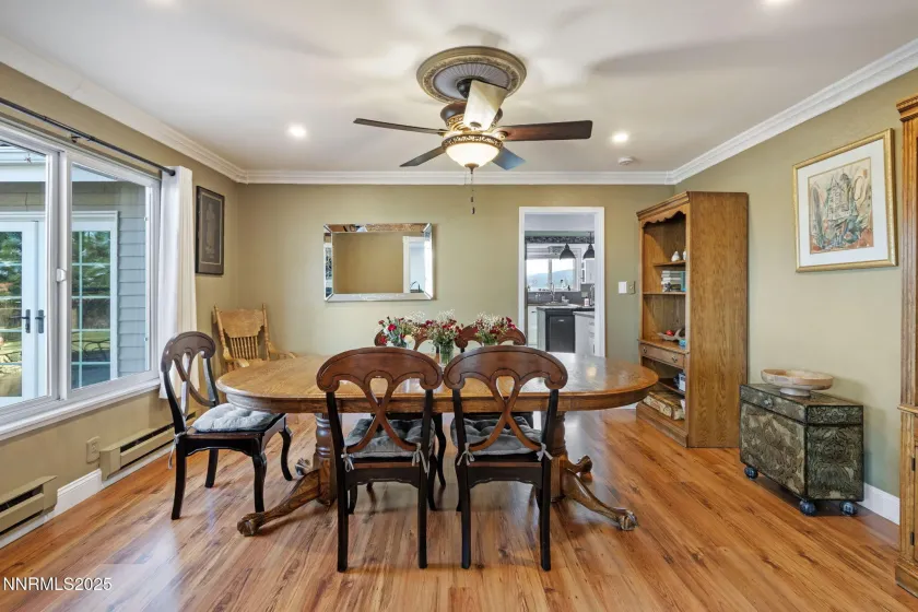 5595 Goldenrod, Reno, Nevada 89511, 5 Bedrooms Bedrooms, ,3 BathroomsBathrooms,Residential,Residential,Goldenrod,250058921