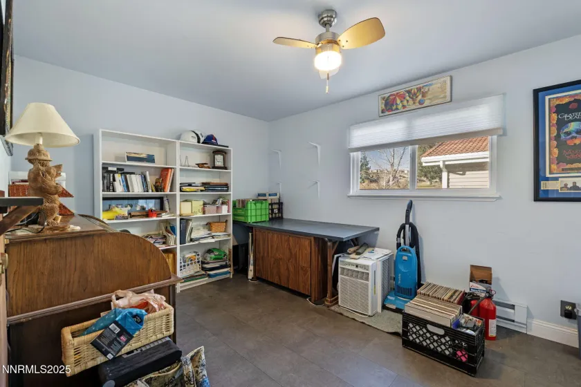 5595 Goldenrod, Reno, Nevada 89511, 5 Bedrooms Bedrooms, ,3 BathroomsBathrooms,Residential,Residential,Goldenrod,250058921