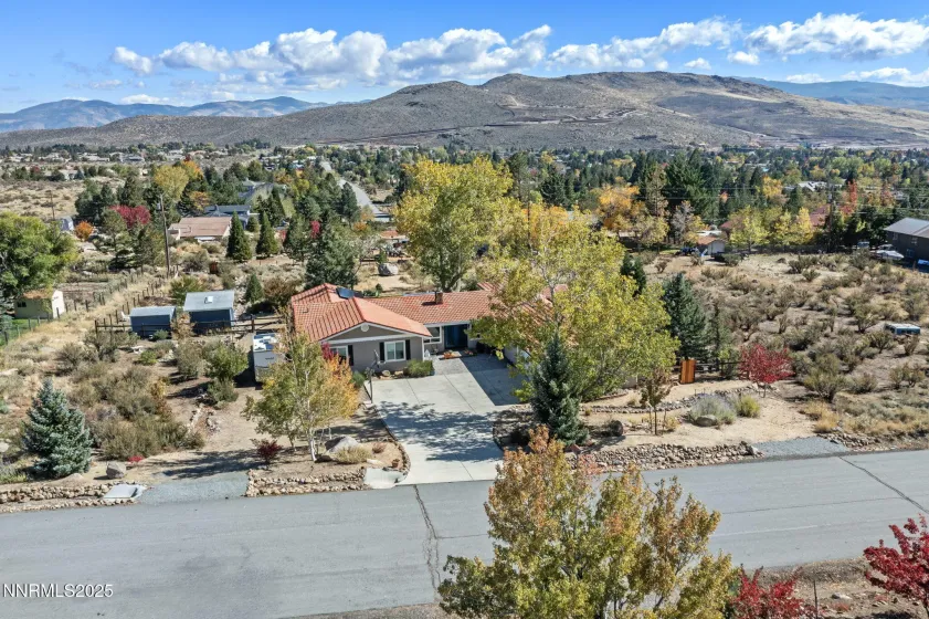 5595 Goldenrod, Reno, Nevada 89511, 5 Bedrooms Bedrooms, ,3 BathroomsBathrooms,Residential,Residential,Goldenrod,250058921