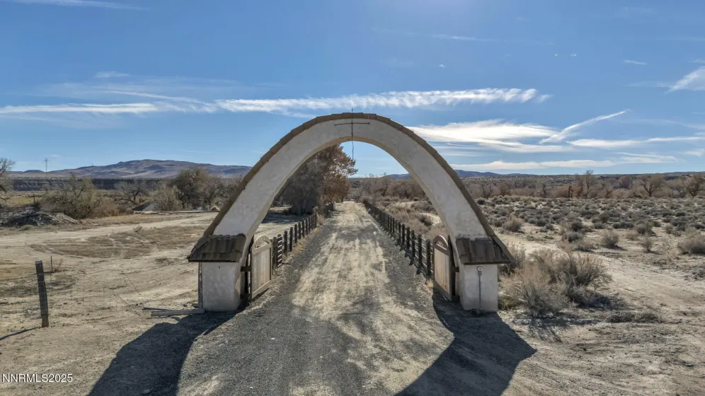 15533 Fisherman, Fallon, Nevada 89406, 9 Bedrooms Bedrooms, ,3 BathroomsBathrooms,Residential,Residential,Fisherman,250058922