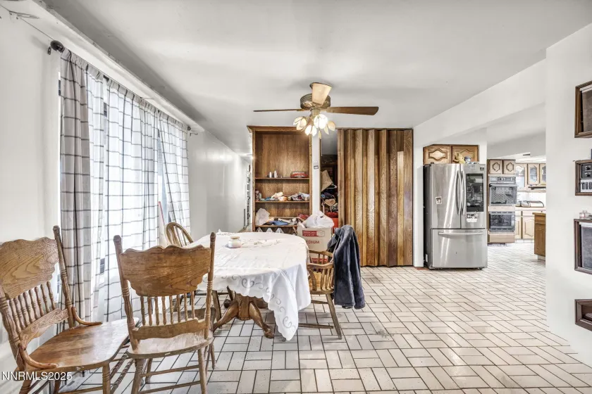 15533 Fisherman, Fallon, Nevada 89406, 9 Bedrooms Bedrooms, ,3 BathroomsBathrooms,Residential,Residential,Fisherman,250058922